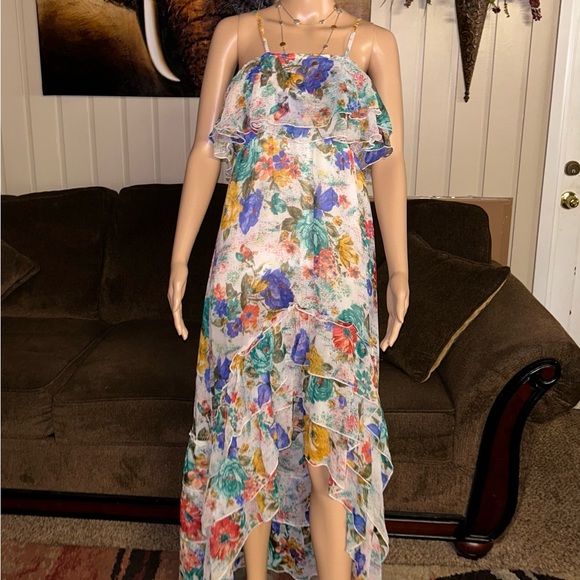 Milly • Medium • Multi-Colors • Floral • Maxi • Asymmetrical • Dress - Picture 11 of 16